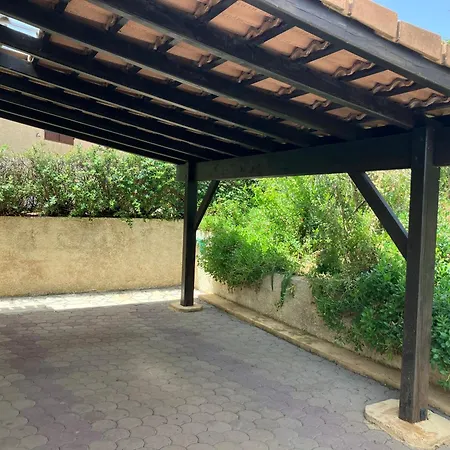 House Les Lauriers-roses 6 Persons, 1 Km From The *